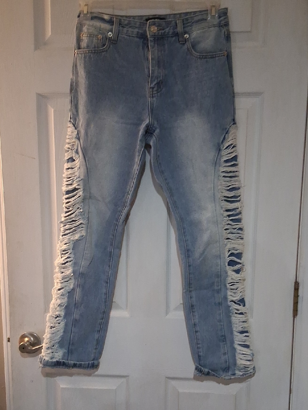 NWOT Nova Kids Distressed Denim Jeans Size 12/14